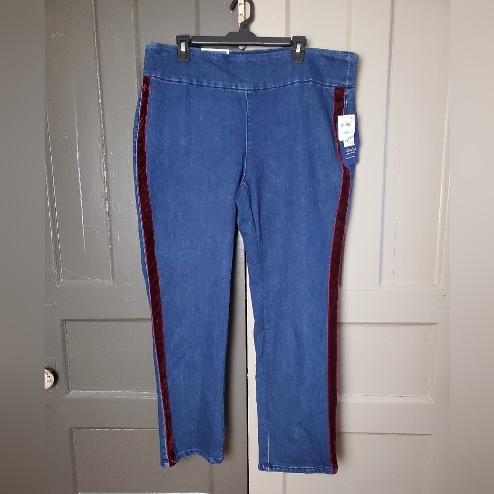 NWT Charter Club Cambridge Pull-On Denim Velvet Essex Wash Slim Leg Jeans 20 W